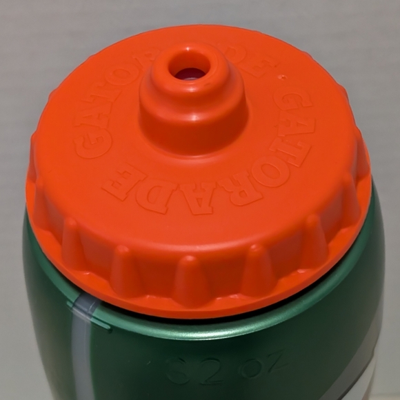 Lot of 7 Brand New Gatorade Squeeze Water Bottle 32 OZ Green Dishwasher Safe - Picture 6 of 16